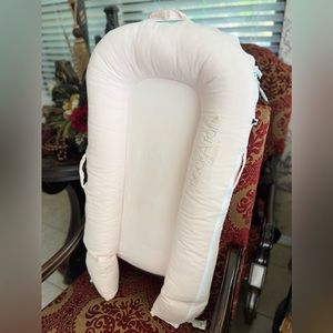 Pink DockATot Deluxe + Baby Lounger